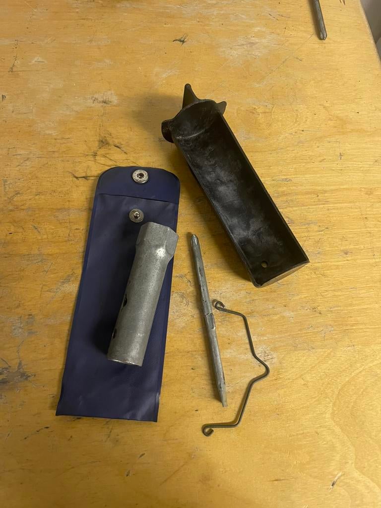 Honda camino gereedschap, Fietsen en Brommers, Brommers | Honda, Ophalen of Verzenden, Zo goed als nieuw