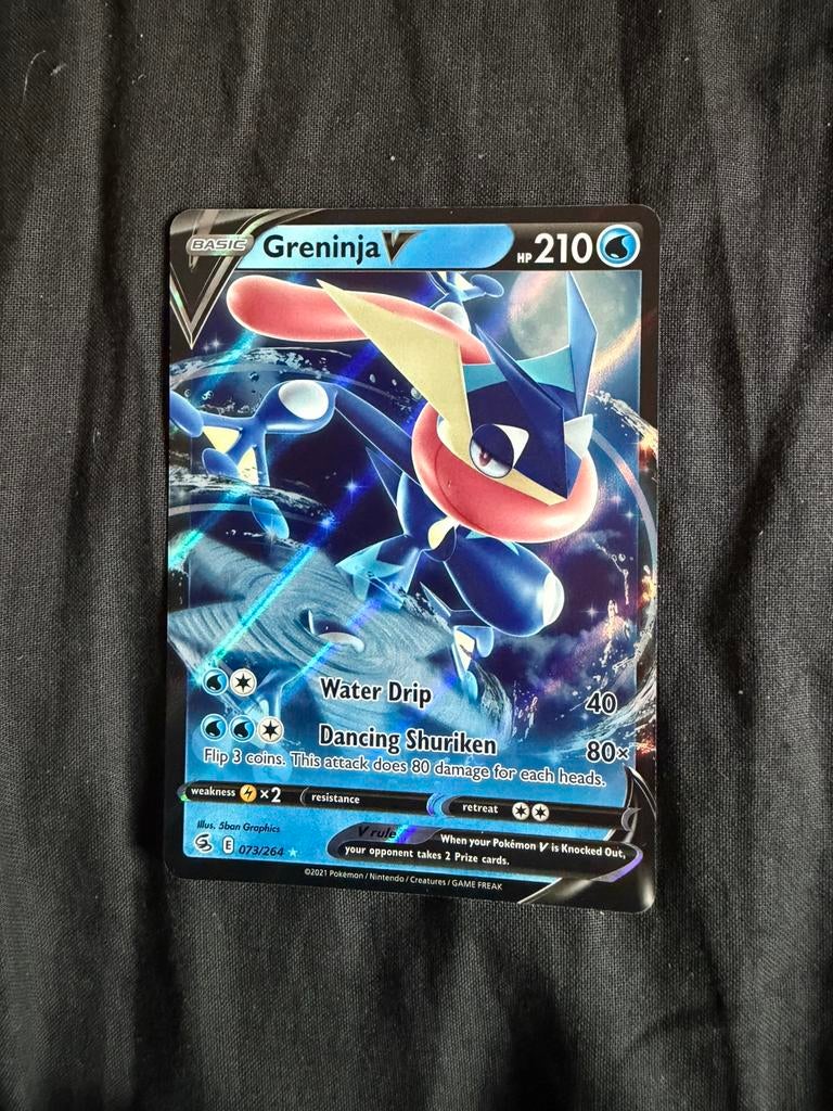Greninja V (Fusion Strike), Hobby en Vrije tijd, Ophalen of Verzenden, Zo goed als nieuw, Losse kaart, Foil