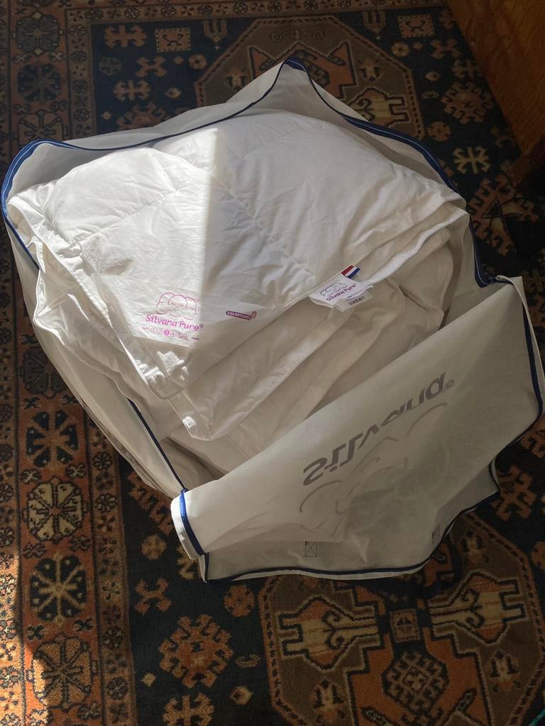 Couette Silvana 240x220, Enlèvement ou Envoi, Comme neuf