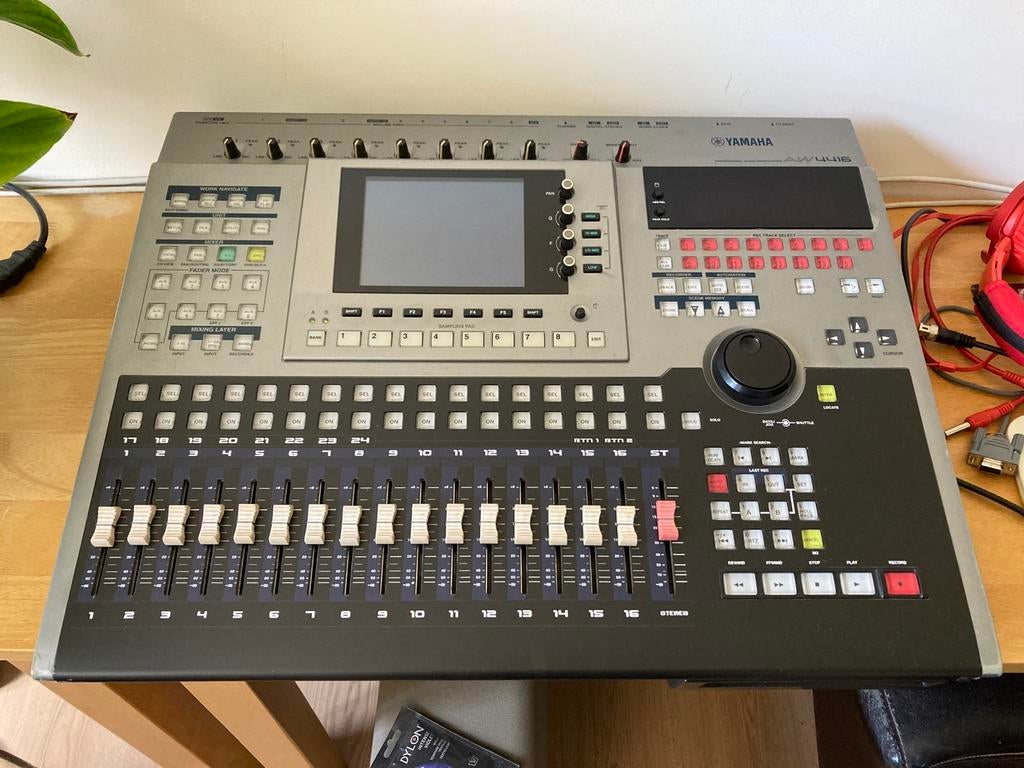 Harddisk Recorder Mixer Yamaha AW4416, Muziek en Instrumenten, Mengpanelen, Ophalen, Gebruikt, 20 kanalen of meer, Microfooningang