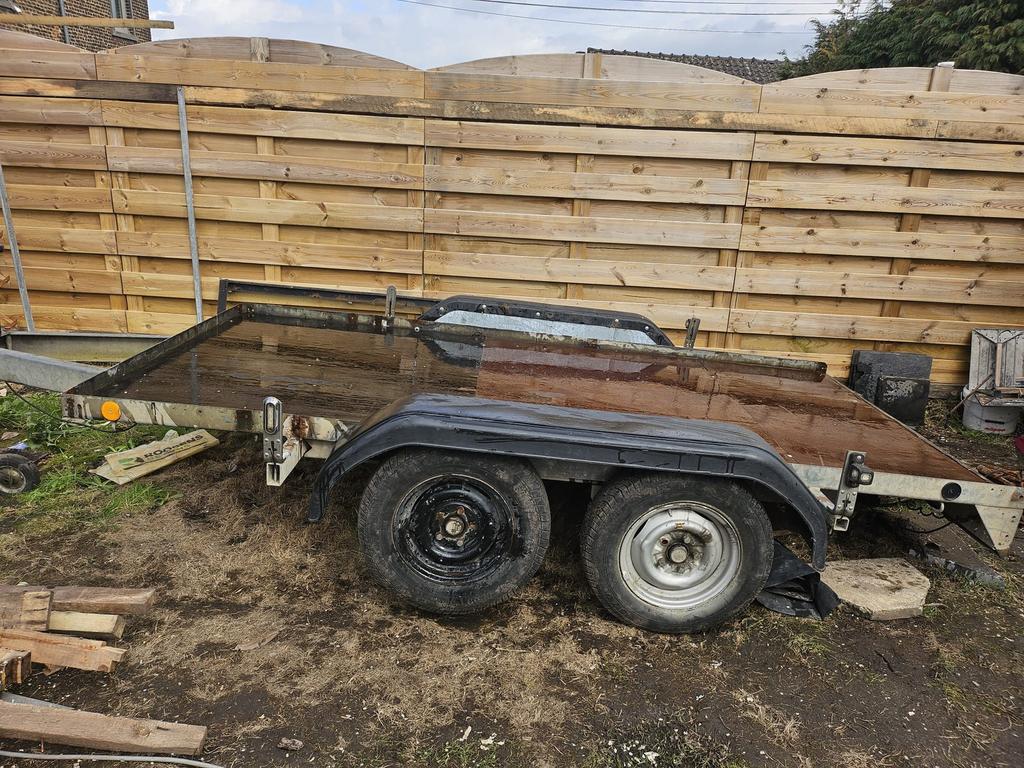 Remorque 2 axes 750kg non-freinée, Enlèvement, Utilisé