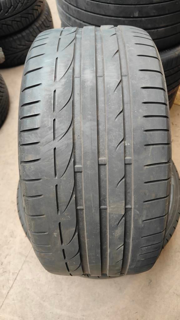 255/40r18 95y Bridgestone 45€ l'unité avec assemblage et bal, Enlèvement