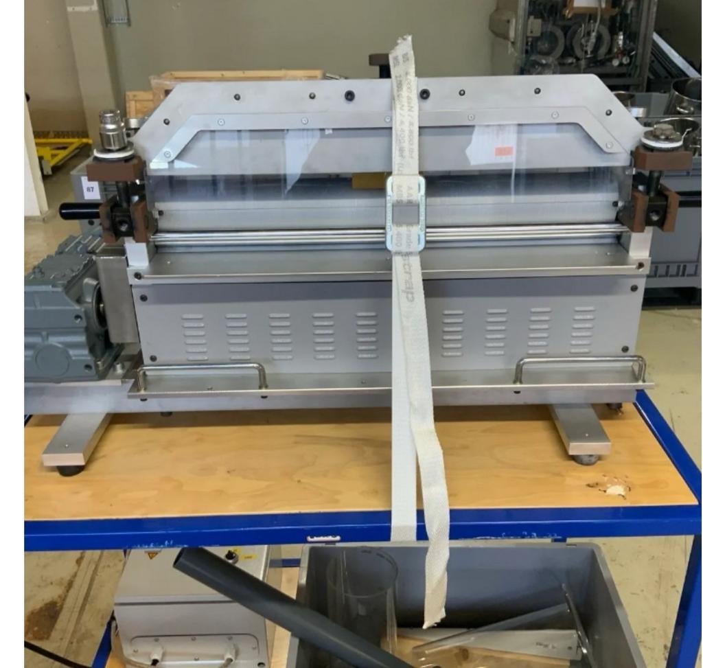 Rouleau à plaques 1/6

Rouleau à rouleaux Ungricht EM001 P1T, Articles professionnels, Enlèvement ou Envoi