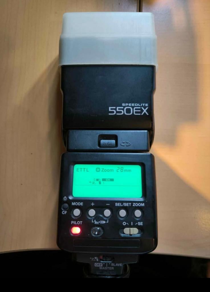 Canon Speedlite 550EX, Audio, Tv en Foto, Foto | Flitsers, Ophalen of Verzenden, Zo goed als nieuw, Canon, Kantelbaar