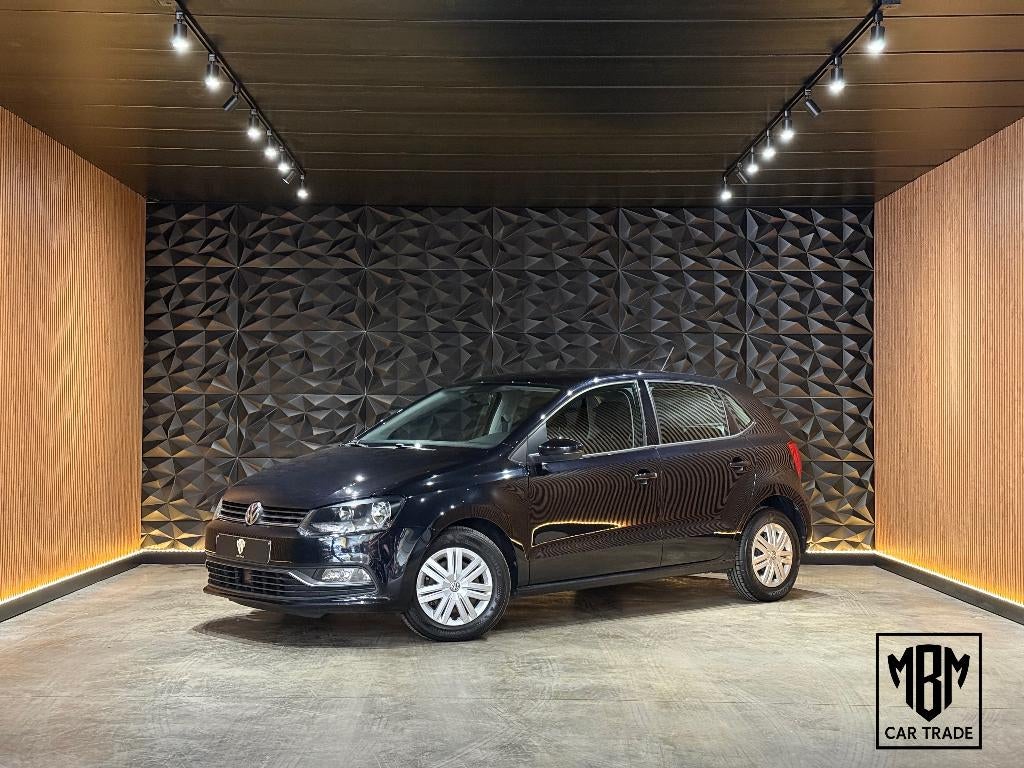✅ Volkswagen Polo 1.0i GARANTIE Airco Trendline BMT, Auto's, Volkswagen, Voorwielaandrijving, 1055 kg, Zwart, Leder