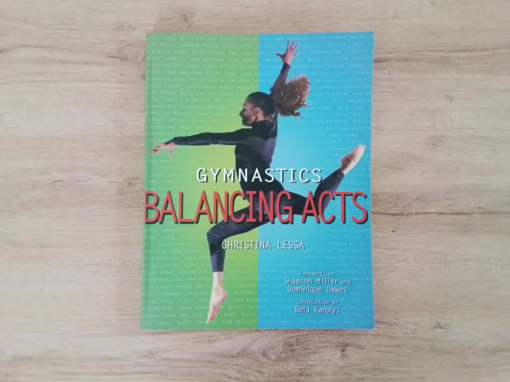 Boek: Gymnastics - Balancing Acts (1992 and 1996 olympics), Boeken, Ophalen of Verzenden, Gelezen