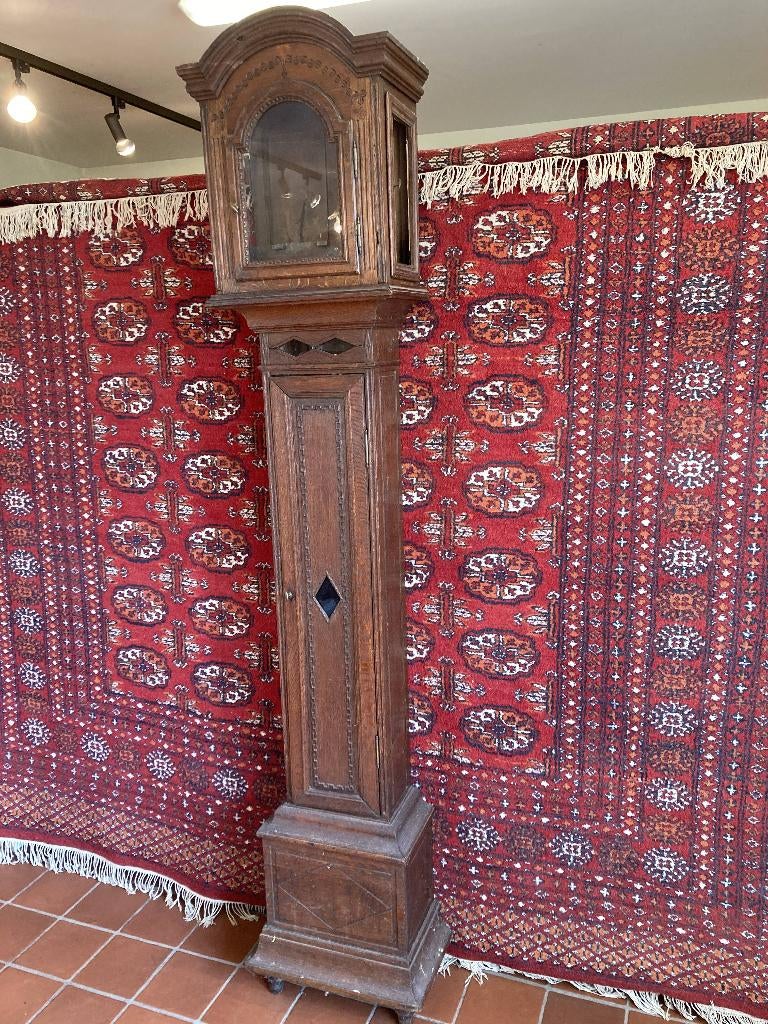 Horloge permanente, Enlèvement