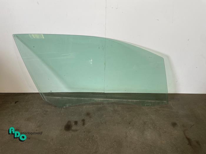 Vitre portière 2portes droite d'un Peugeot 208 (208 12-), -, 3 mois de garantie, Utilisé, -