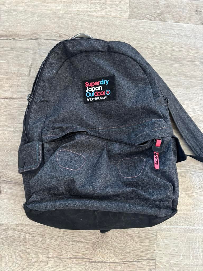 Sac à dos SuperDry, Enlèvement, Comme neuf