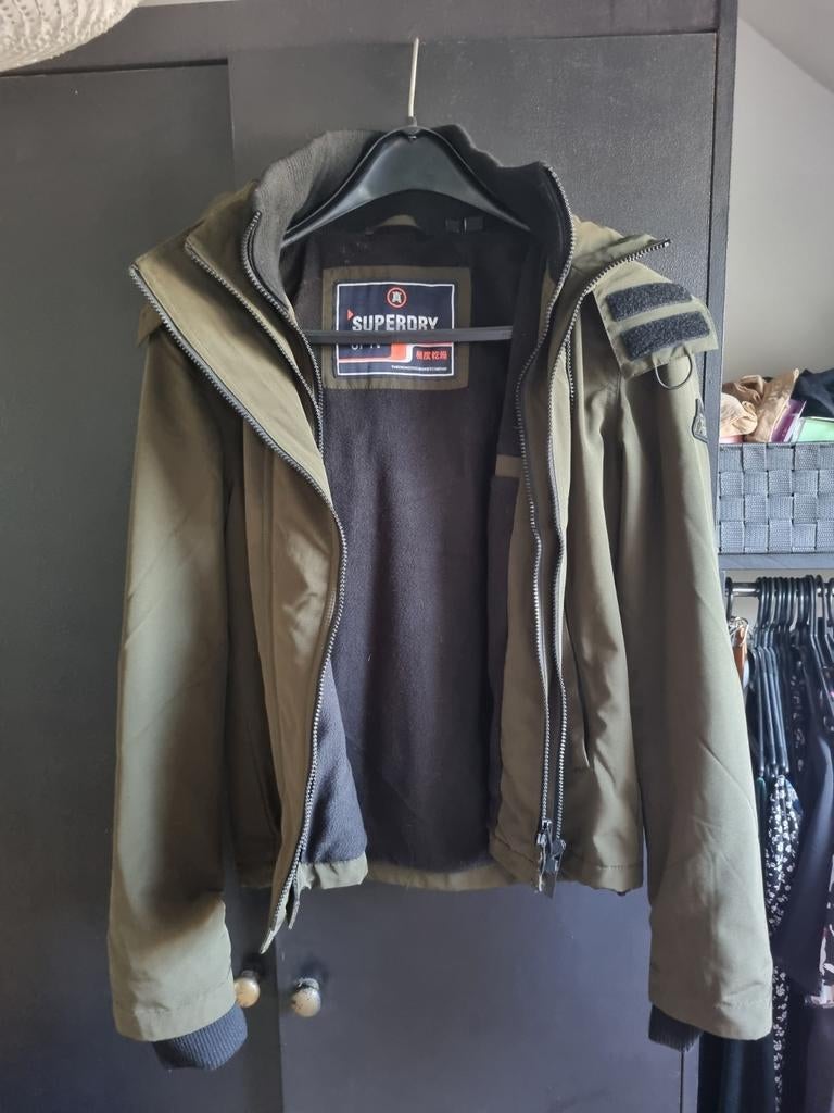 Veste Superdry, Superdry, Enlèvement ou Envoi, Comme neuf, Taille 38/40 (M)