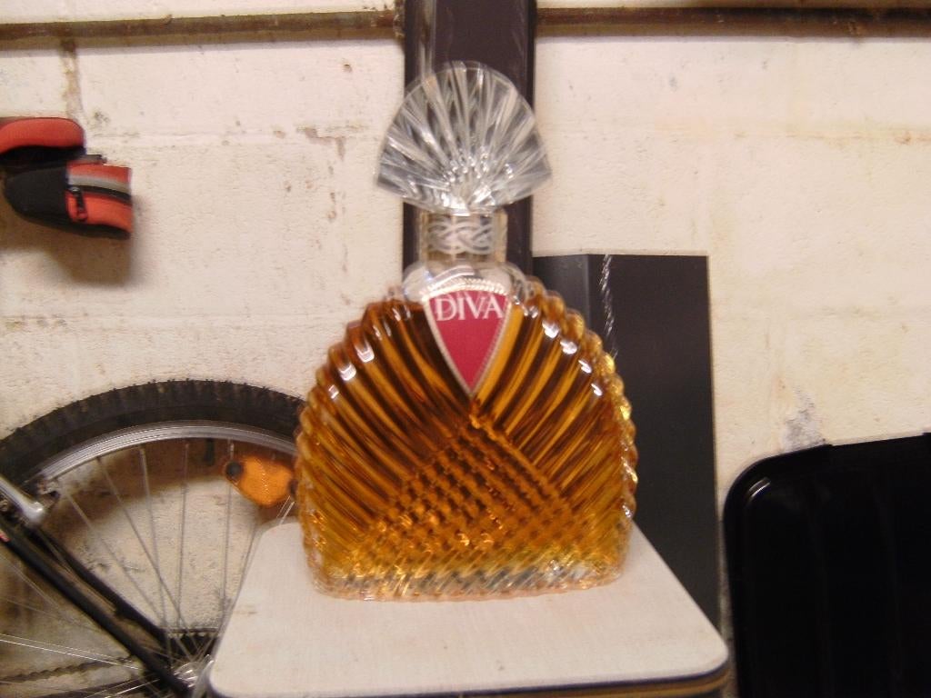 parfum géant, Collections, Parfums, Enlèvement, Bouteille de parfum