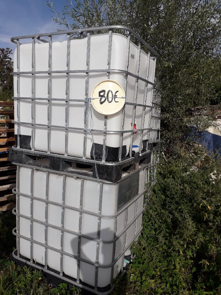 zeer propere ibc vaten plastiek palet gelijk nieuw, Kunststof, Met kraantje, 150 liter of meer, Ophalen of Verzenden