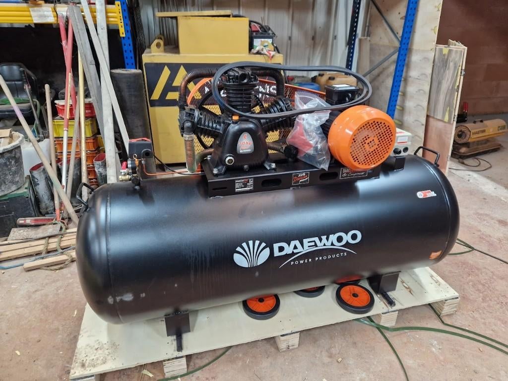 Compressor Daewoo DAAX500L  NIEUW !, Neuf, Enlèvement, 800 litres/min ou plus, 10 bars ou plus