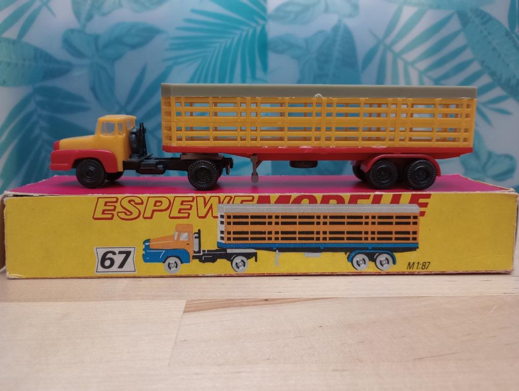 Espewe UNIC Izoard veewagen 1/87, Ophalen of Verzenden, Gebruikt, Bus of Vrachtwagen