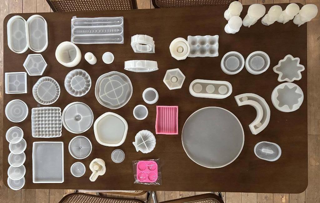 Set van 40 siliconen mallen - Jesmonite/hars/DIY, Hobby en Vrije tijd, Overige Hobby en Vrije tijd, Gebruikt, Ophalen of Verzenden