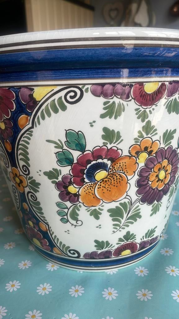 Delfts cache-pot, genummerd exemplaar., Ophalen of Verzenden