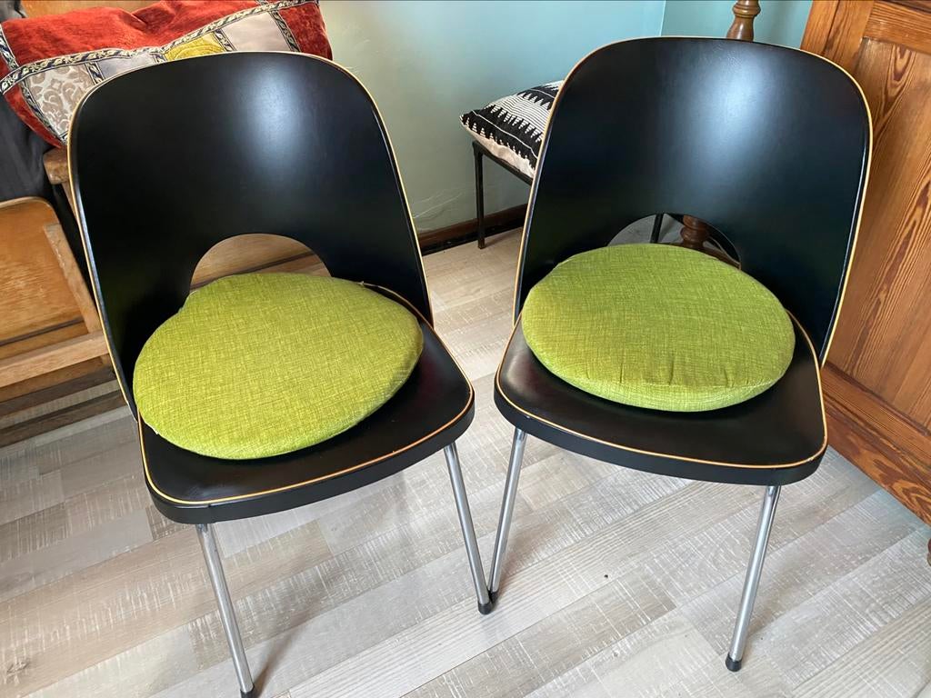 2 Vintage stoelen, Huis en Inrichting, Stoelen, Ophalen, Gebruikt, Zwart, Twee