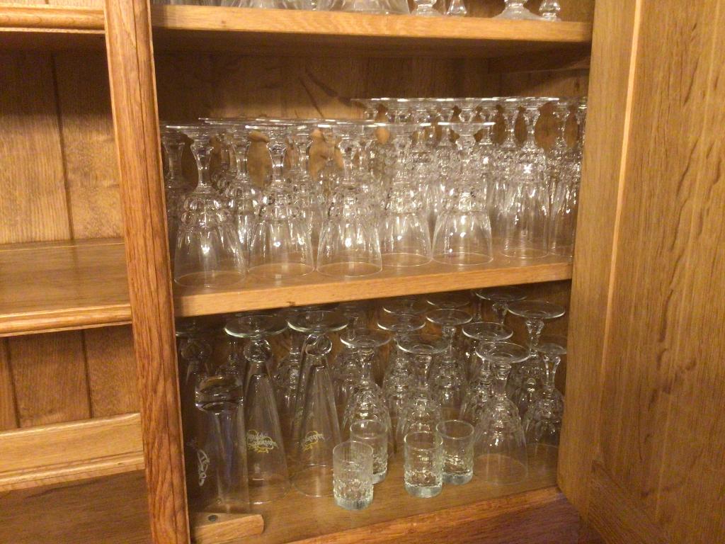 Eetplaats, Ophalen, Zo goed als nieuw, Rustiek, 6 tot 8 stoelen