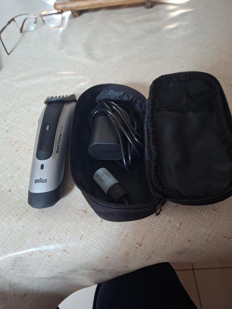 Rasoir homme, Enlèvement