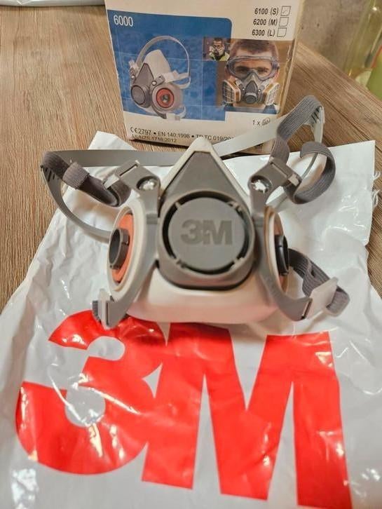 Demi masque 3M 6100 taille S, Bricolage & Construction, Enlèvement ou Envoi, Comme neuf, Demi-masques