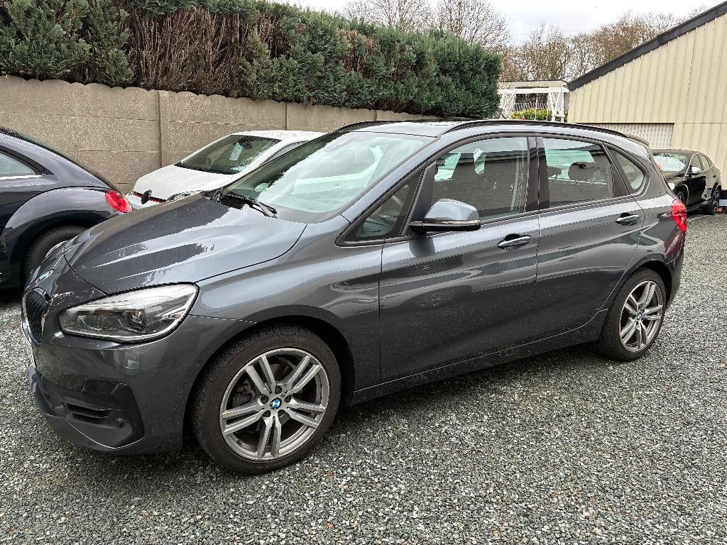 BMW 220 Active Tourer 220iA OPF Advantage // Business, Auto's, BMW, 1998 cc, Euro 6, https://public.car-pass.be/vhr/8ed580b8-a21c-4227-8e01-838402226d5d