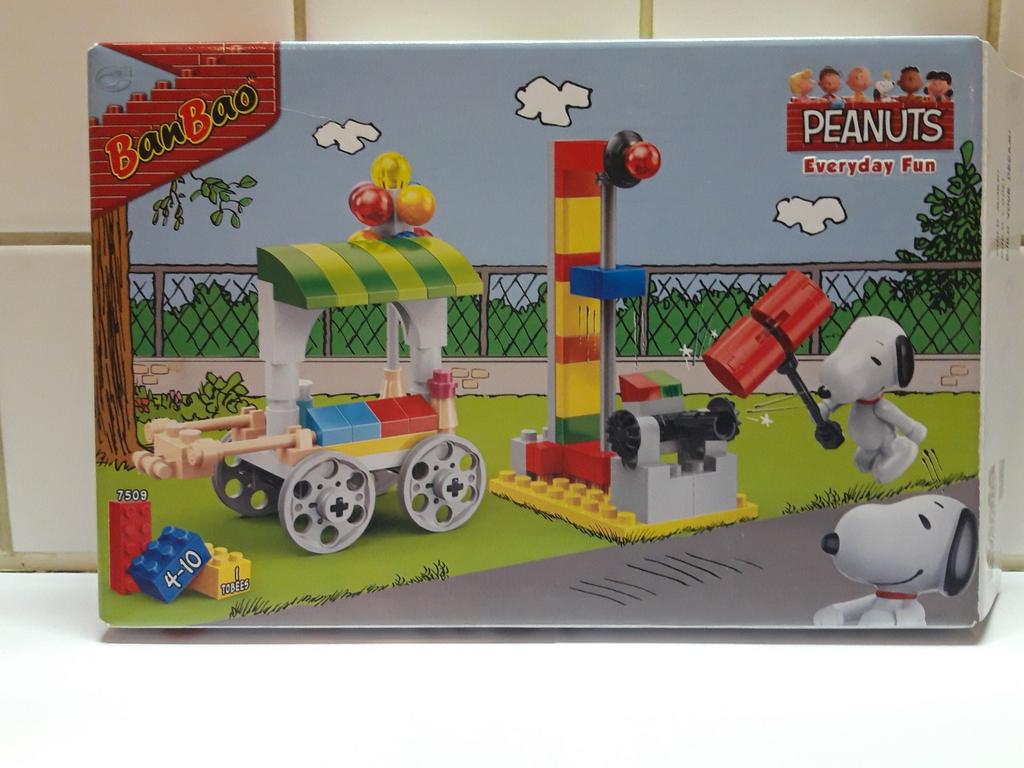 Complet! 4+ Snoopy (Peanuts) Funfair BanBao 7509, Enlèvement ou Envoi, Comme neuf, Autres marques