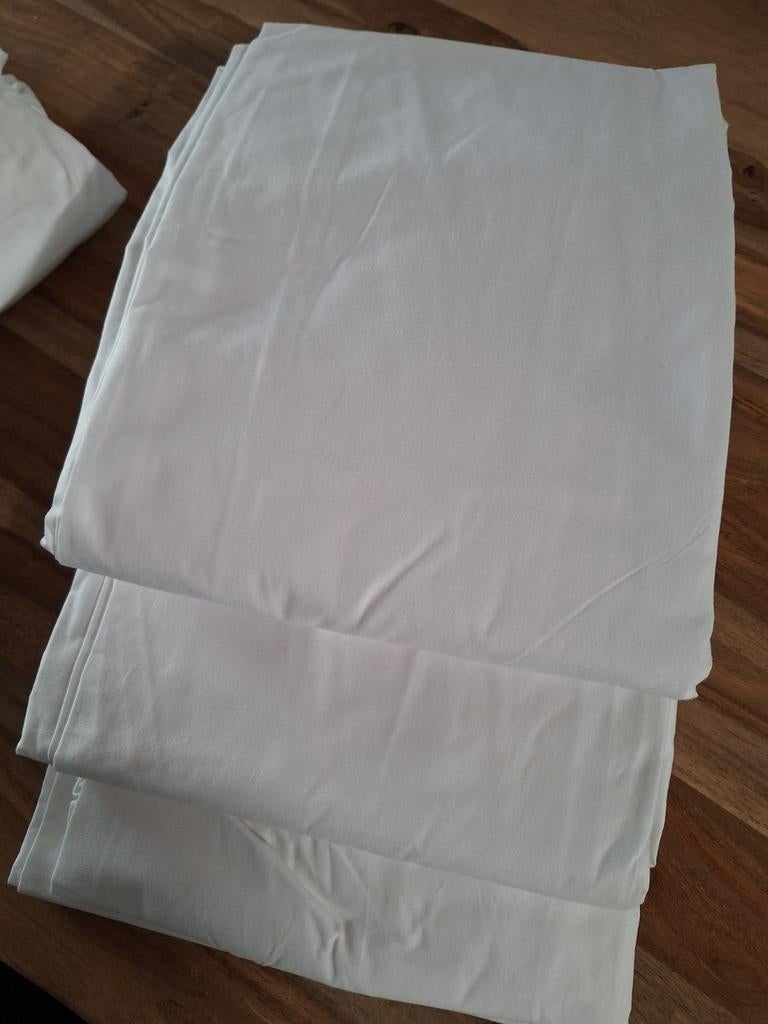 Te koop NIEUWE witte lakens 1x + 1 wit hoeslaken 180x 200, Huis en Inrichting, Slaapkamer | Beddengoed, Wit, Ophalen