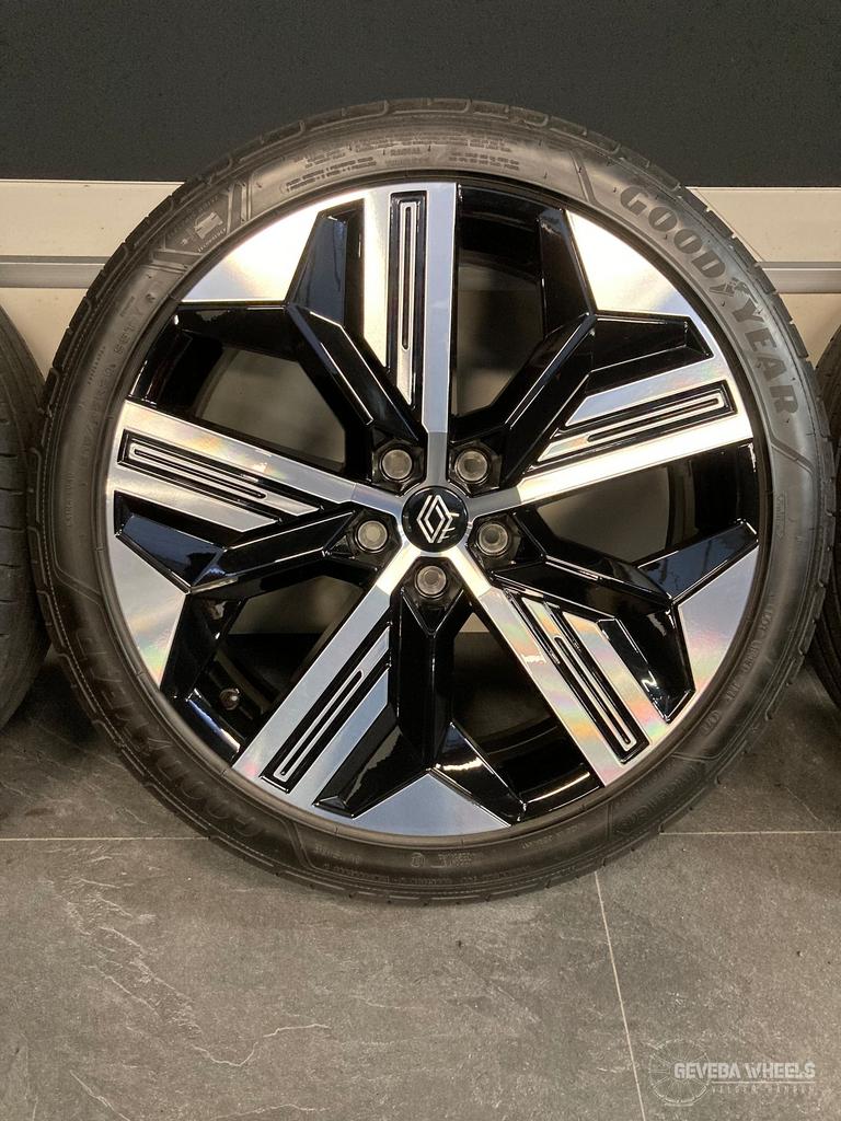 20” originele Renault Megane E-tech velgen + banden 5x114.3, Auto-onderdelen, -, -, Banden en Velgen, Ophalen of Verzenden