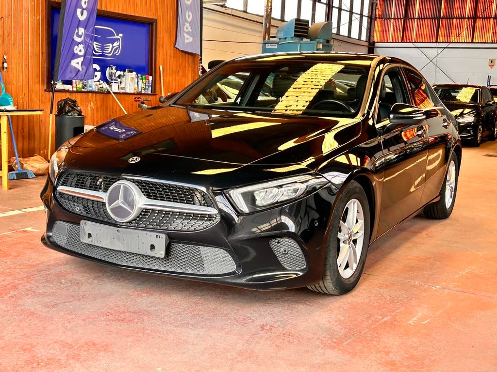 Mercedes A180d Automatic 2019 12 maanden gegarandeerd, Auto's, Mercedes-Benz, 4 deurs, Achterwielaandrijving, Euro 6, 4 cilinders