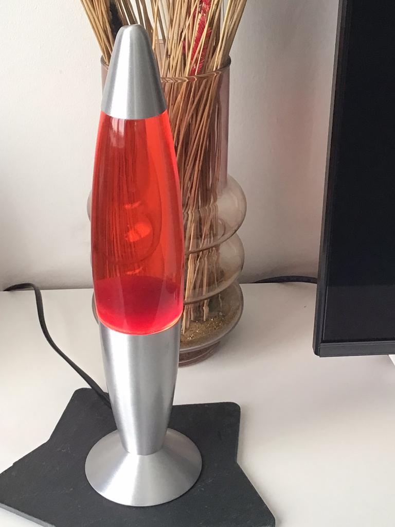 Mooie, rode lavalamp, Ophalen of Verzenden, Zo goed als nieuw