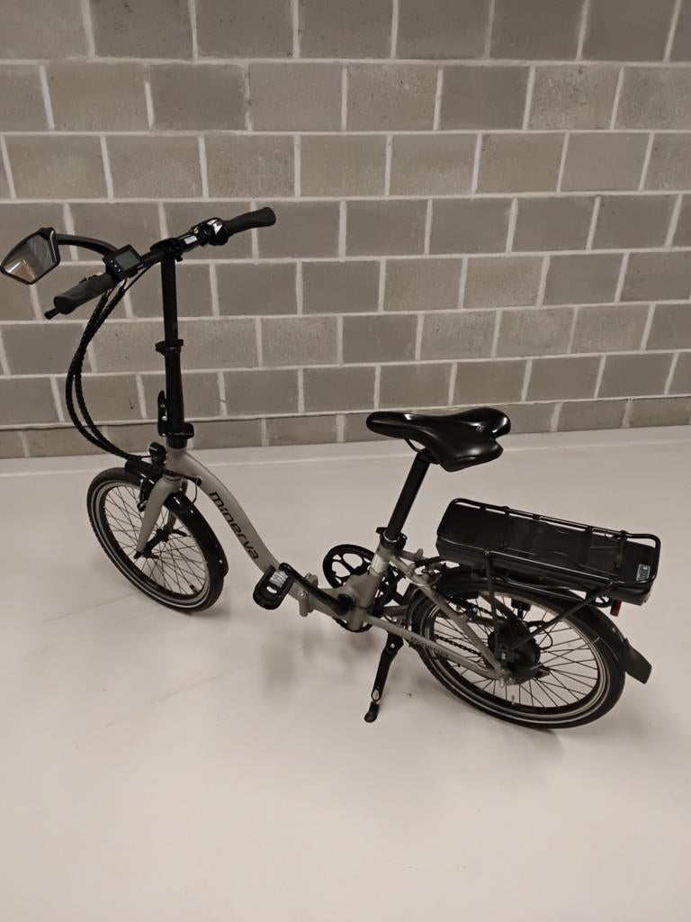 Vélo pliant gris e.Bike Minerva, Enlèvement
