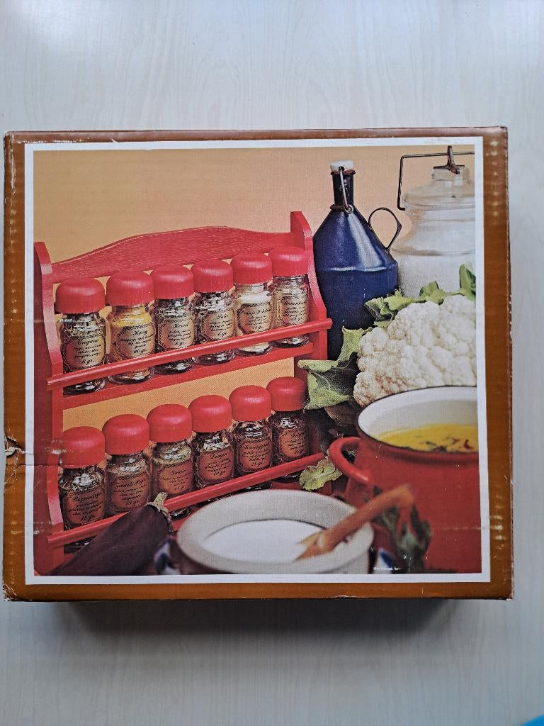 Nieuw kruidenrek jaren 1970, Ophalen, Nieuw