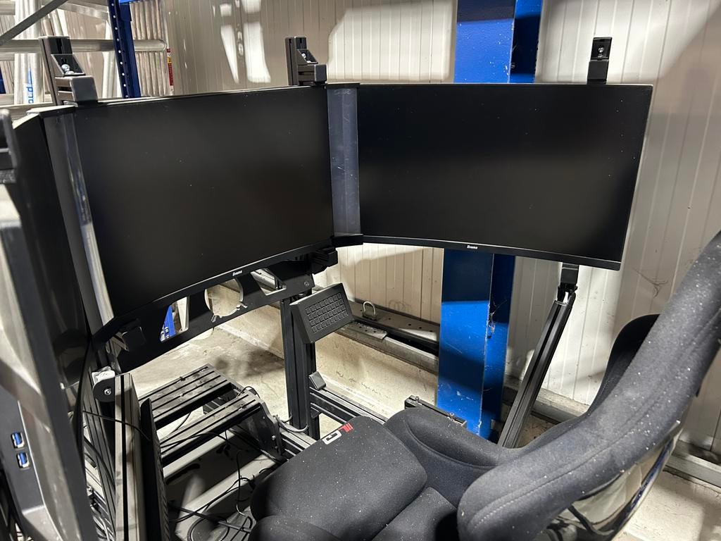 Playseat simrig frame voor een race simulator, Ophalen, Zo goed als nieuw
