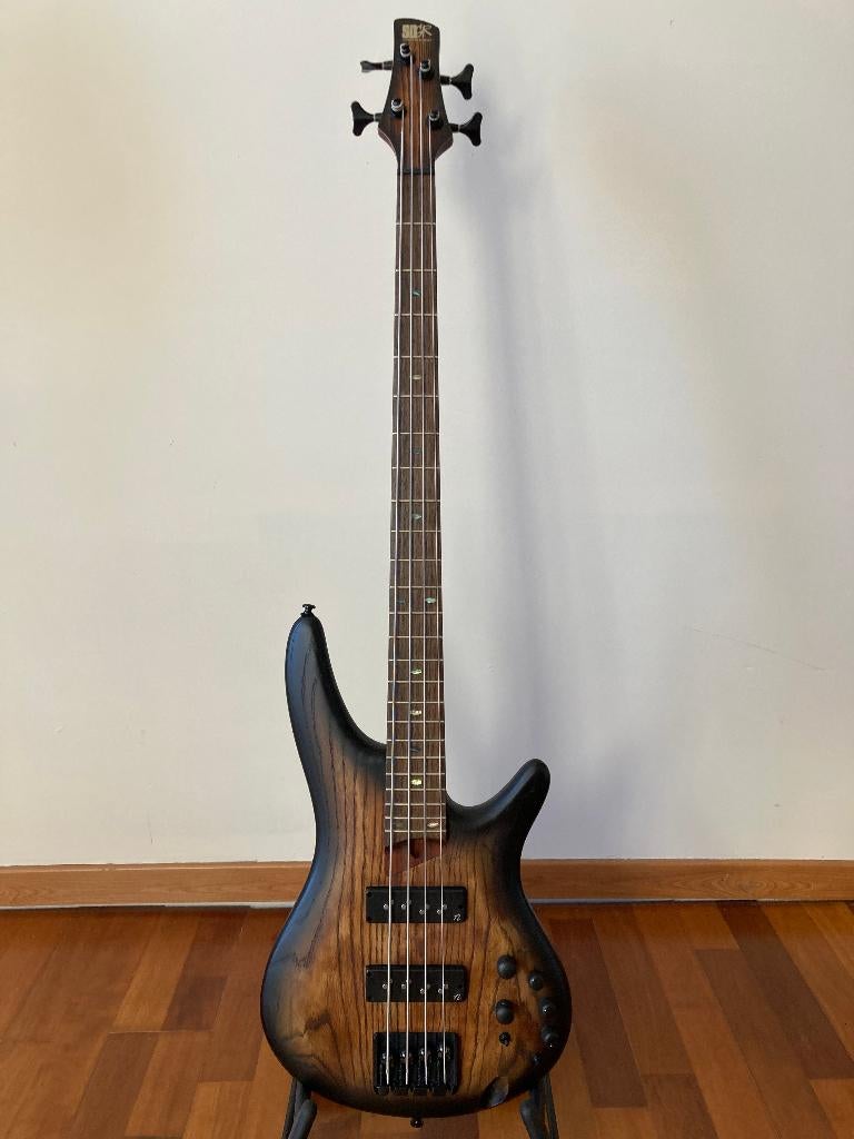 Ibanez SR600e, Ophalen, Zo goed als nieuw, Elektrisch