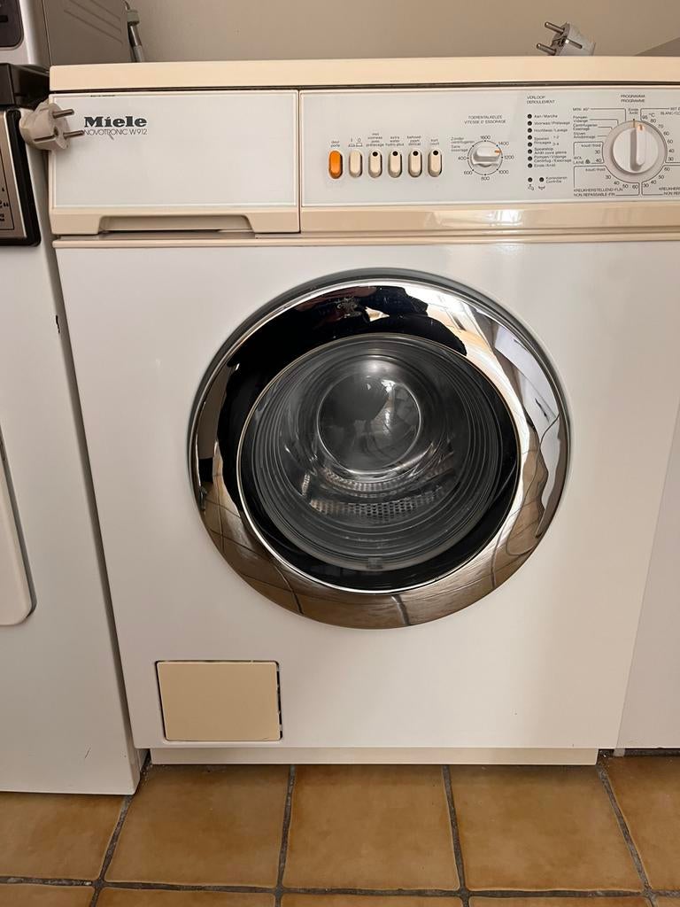 Wasmachine Miele novotronic w912, Elektronische apparatuur, Wasmachines, Ophalen, Gebruikt, Voorlader