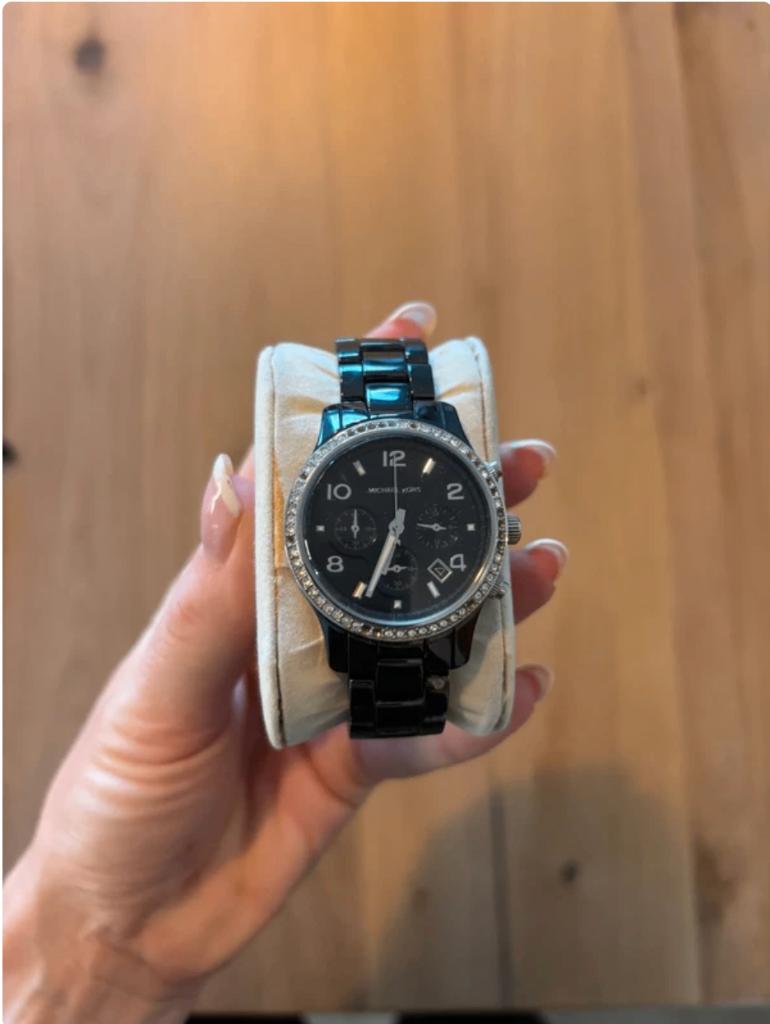 Montre Michael Kors gris foncé, Enlèvement ou Envoi, Utilisé, Montre-bracelet, Autres marques