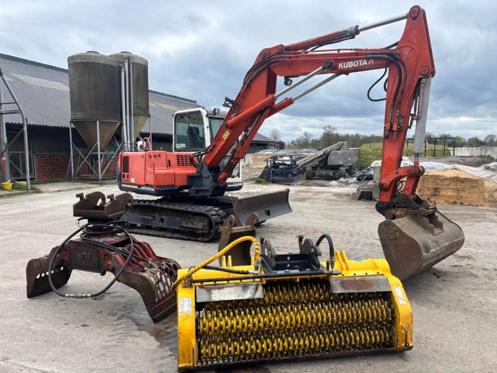 Kubota kx 251, Zakelijke goederen, Machines en Bouw | Kranen en Graafmachines, Ophalen, Kraan