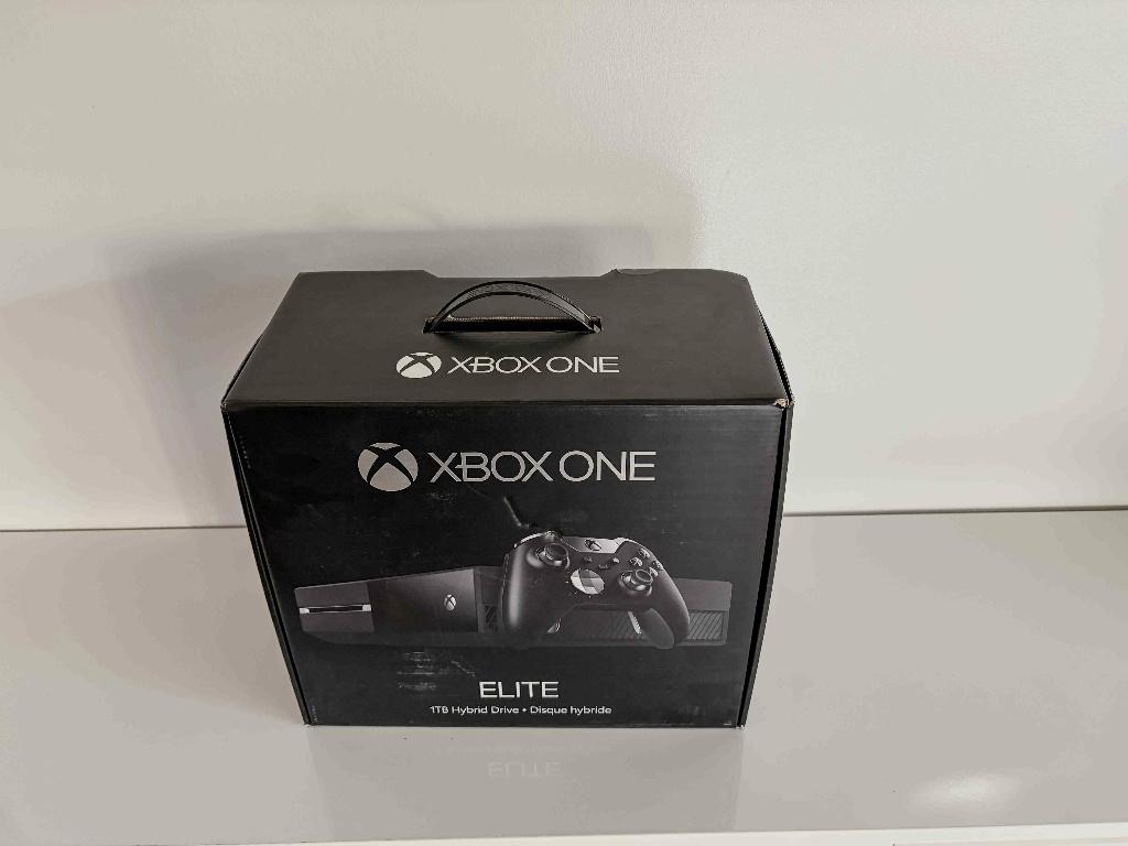 Xbox one Elite console, Games en Spelcomputers, Xbox One, Ophalen of Verzenden, Zo goed als nieuw, Zonder controller