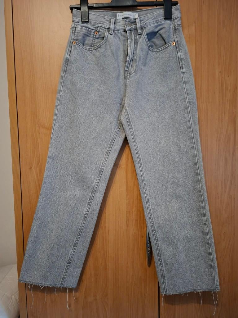 Stradivarius: lichtgrijze dames- / meisjesjeans (Maat 36), Ophalen of Verzenden, Maat 36 (S), Stradivarius, Gedragen