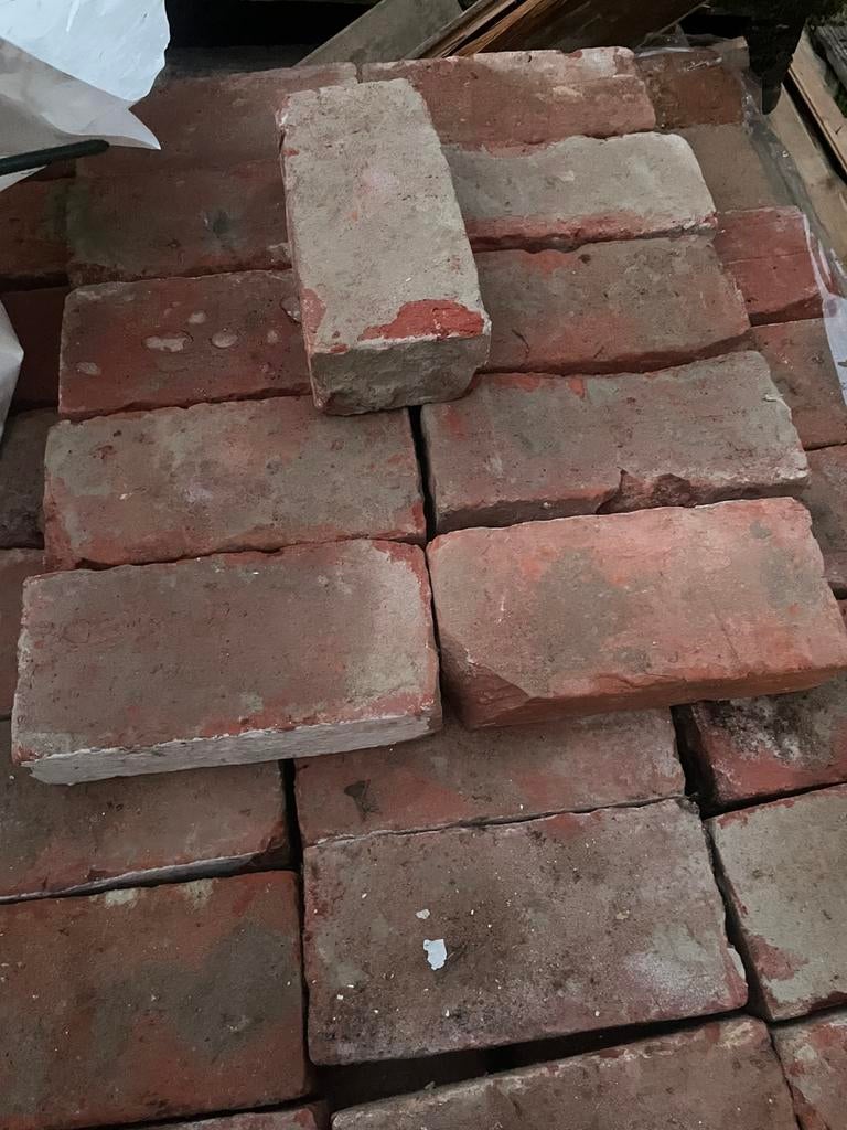 Oude Beerse recup gevelsteen, Doe-het-zelf en Bouw, Metselstenen, Ophalen, Zo goed als nieuw, Bakstenen