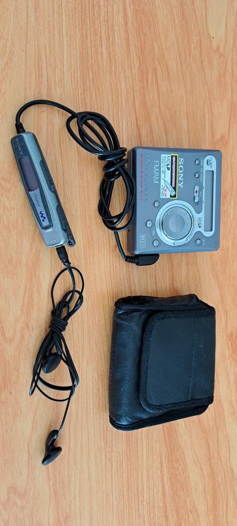 SONY MZ-R55 MiniDisc Recorder: AI Chat & PDF Download