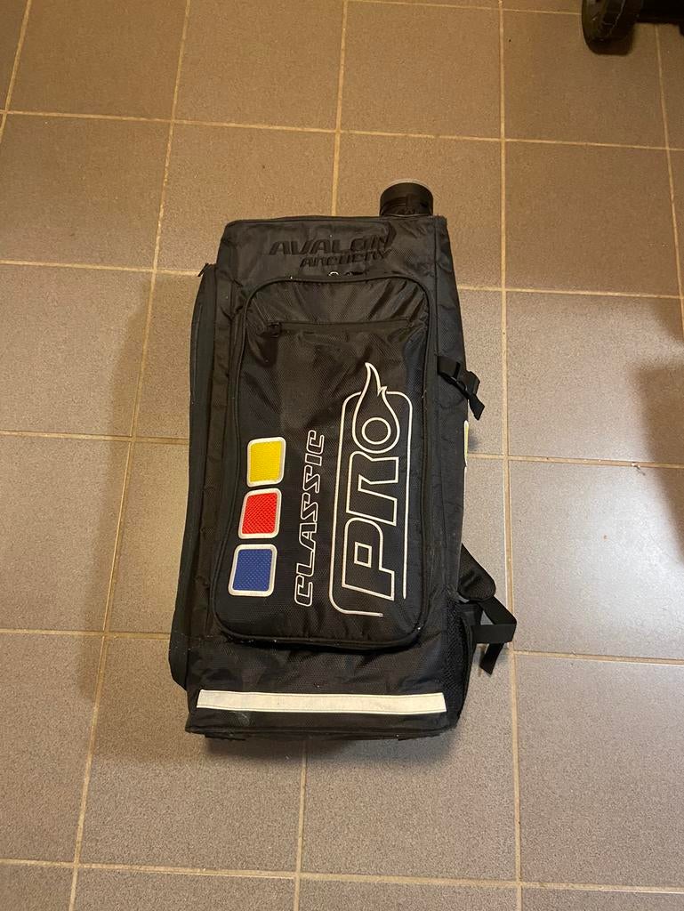 Uitrusting voor boogschieten (Hoyt XCEED grip), Ophalen, Zo goed als nieuw