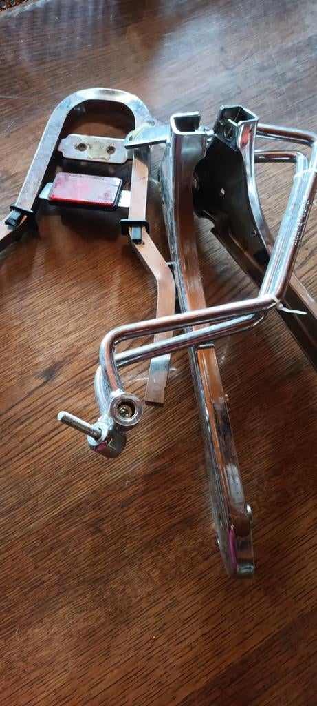 Sissy bar highway hawk, Motos, Enlèvement