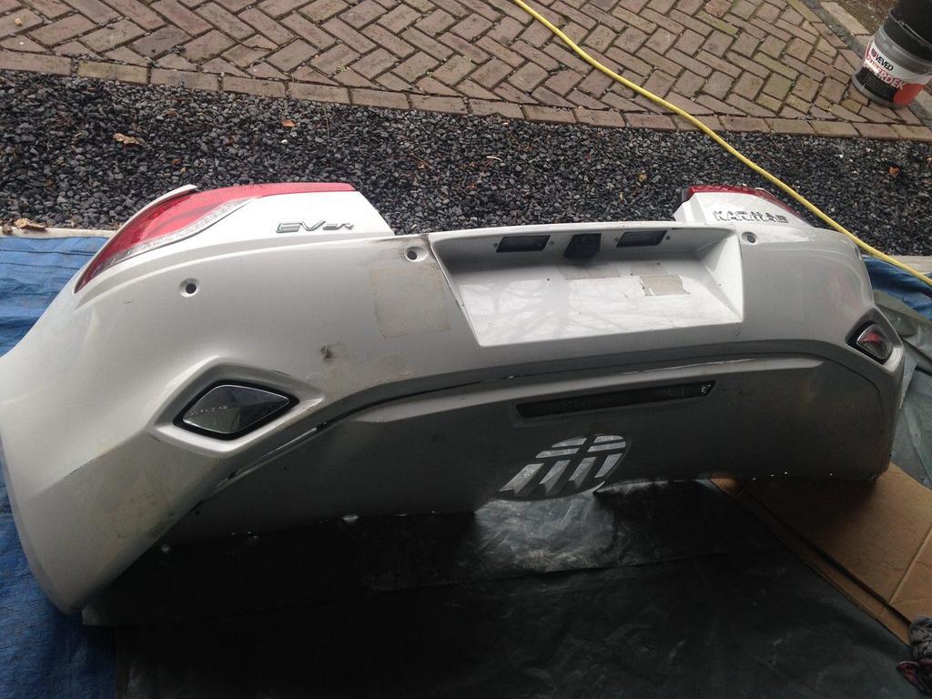 Fisker Karma achterbumper grijs compleet zoals op foto, Ophalen, Gebruikt, -, Overige automerken