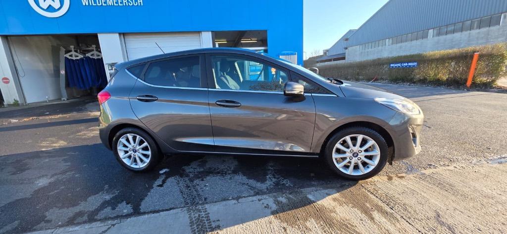 ford fiesta benzine bj 2019 1000 cc 63 kw, Autos, https://public.car-pass.be/vhr/d4fcbfc5-0ed3-4b6c-8915-01d636a1661b, Argent ou Gris