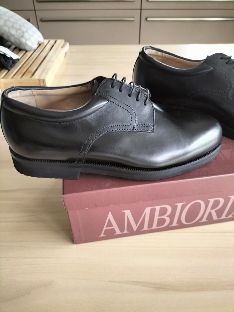 A vendre chaussures homme 15€, Enlèvement