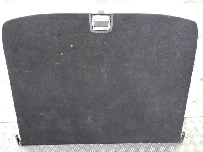 Coffre tapis d'un Mercedes B-Klasse, 3 mois de garantie, Utilisé, -, -