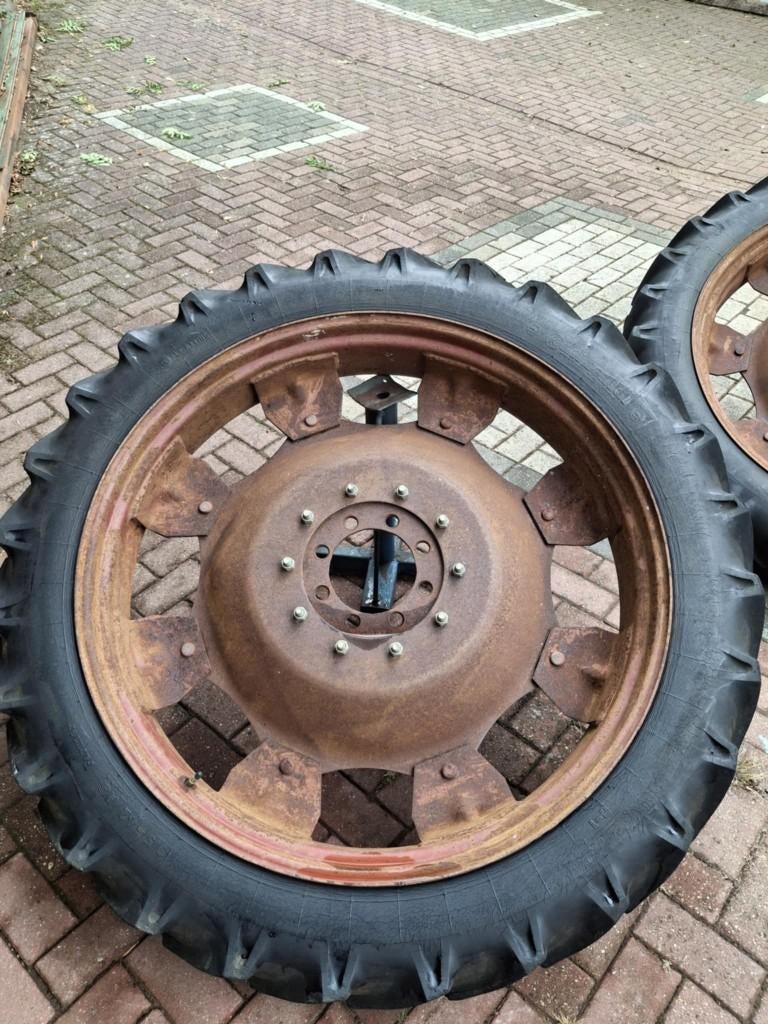 Smalle wielen, Zakelijke goederen, Ophalen