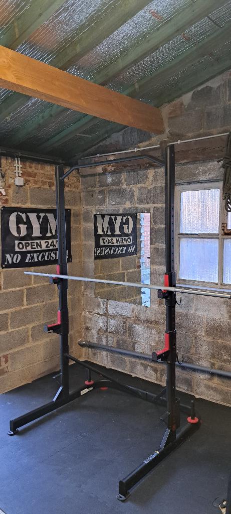 Rack musculation, squat Domyos 500 + accésoires, Enlèvement, Comme neuf, Bras, Barre d'haltères