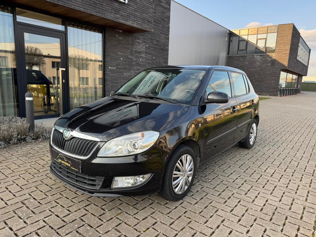 Skoda fabia 1.2 benzine 2012  euro 5 gekeurd, Autos, Euro 5, Achat, 5 portes, Berline